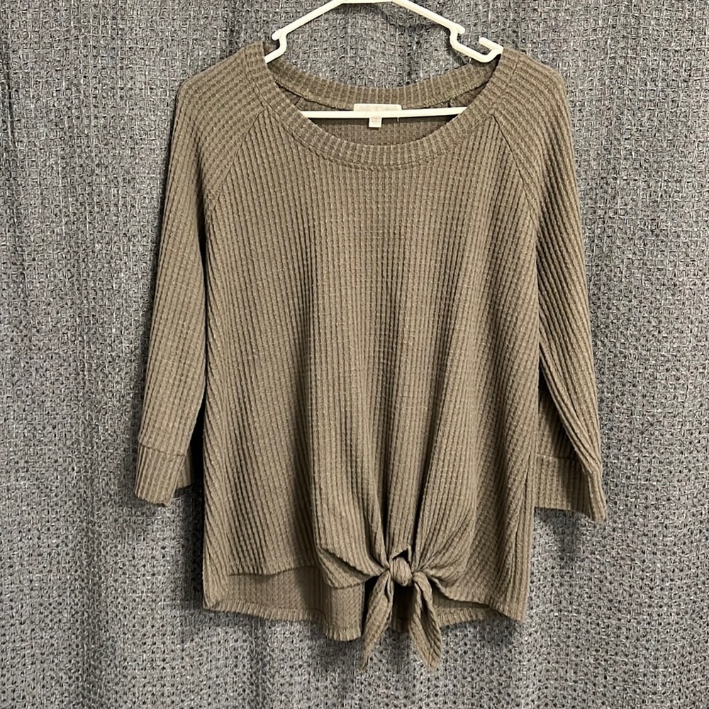 Nine Britton green sweater